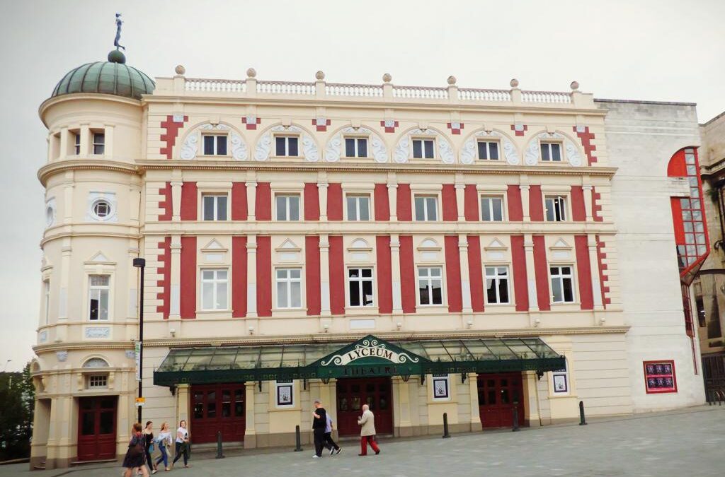 “Ghost Stories” comes to Sheffield’s Lyceum Theatre