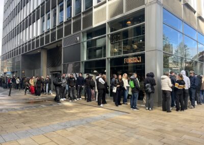 Famous pizza restaurant giving away free pizza