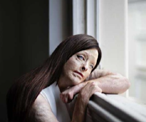 Sheffield Millennium Gallery welcomes Taylor Wessing Portrait Prize 2025