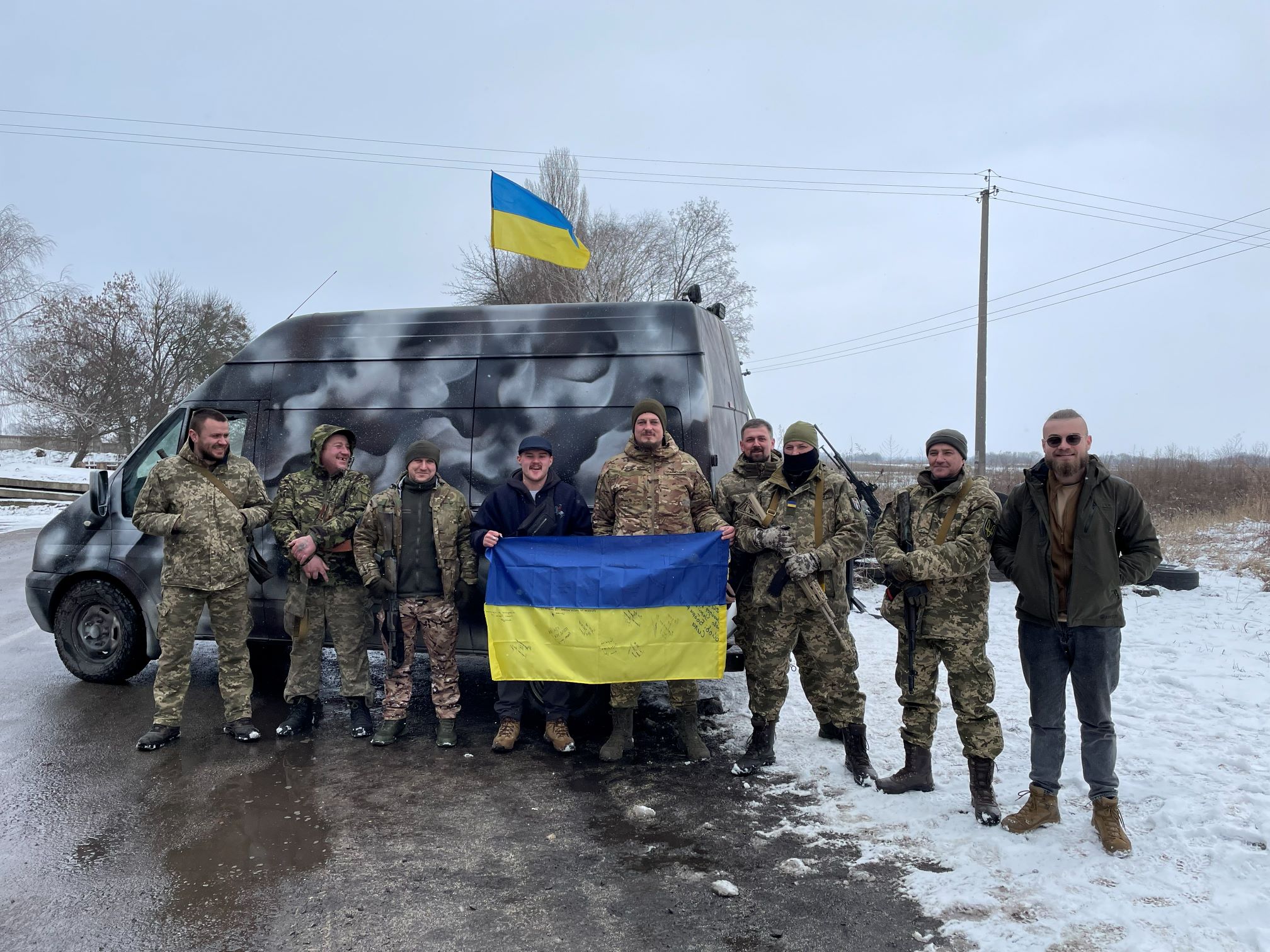 Mother-son duo embark on 1,000 mile trip to deliver lifesaving vehicles to Ukraine